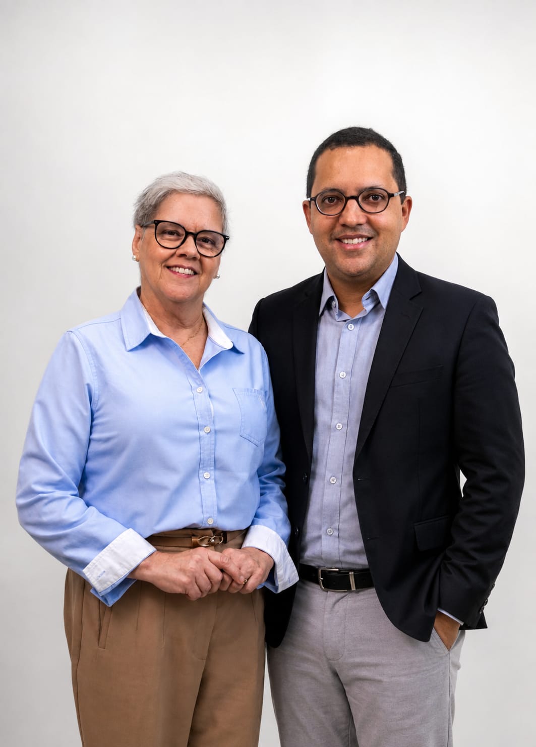 Adm.ª Ana de Fátima Braga Barbosa e Adm. Heverton Rodrigo Gonçalves de Souza